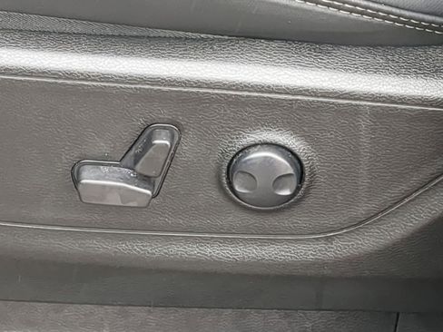 Certified 2023 RAM 1500 Big Horn image 17