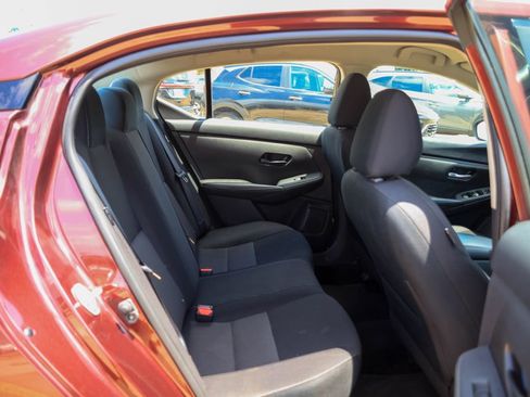 Used 2024 Nissan Sentra SV FWD image 10