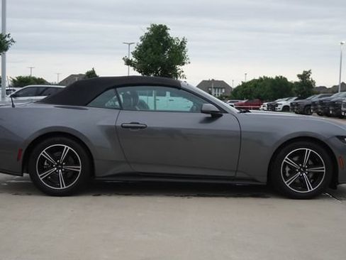 Used 2024 Ford Mustang Premium RWD image 10