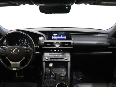 Used 2016 Lexus RC 200t RWD image 14
