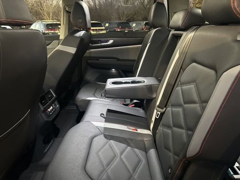 New 2026 Volkswagen Atlas Peak Edition AWD/4WD image 26