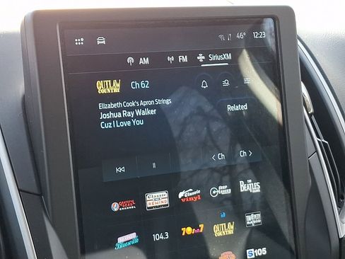 Used 2022 Ford Edge SEL w/ Convenience Package image 17