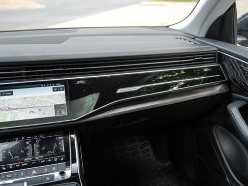 Used 2023 Audi Q8 Premium Plus w/ Premium Plus Package AWD/4WD image 27