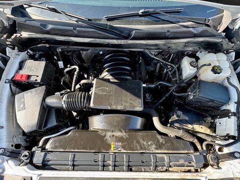 Used 2023 GMC Sierra 2500 Pro w/ Convenience Package image 9