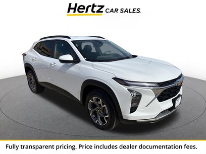 Used 2025 Chevrolet Trax LT