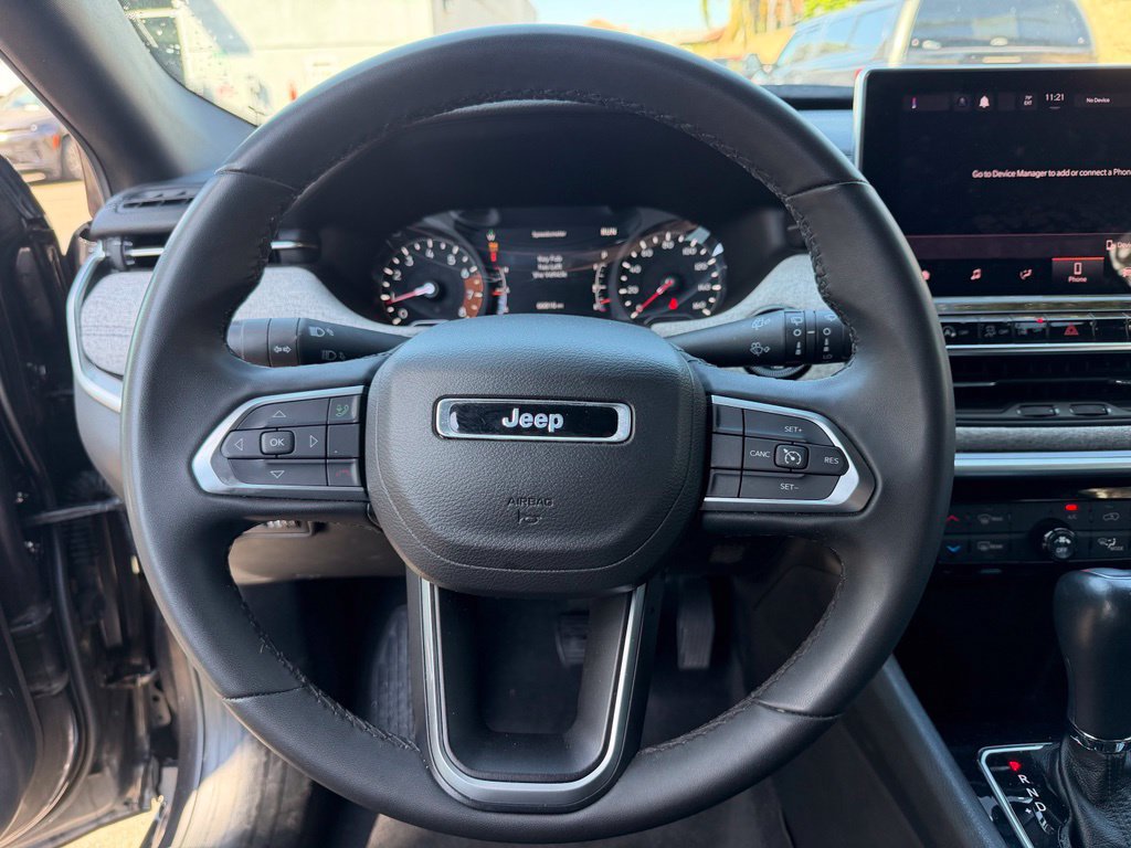 Used 2024 Jeep Compass Latitude AWD/4WD image 25