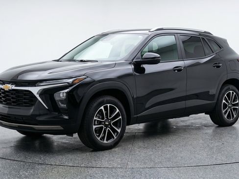 Used 2025 Chevrolet TrailBlazer LT FWD image 3