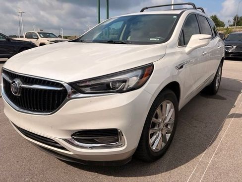 Used 2019 Buick Enclave Essence AWD/4WD image 5