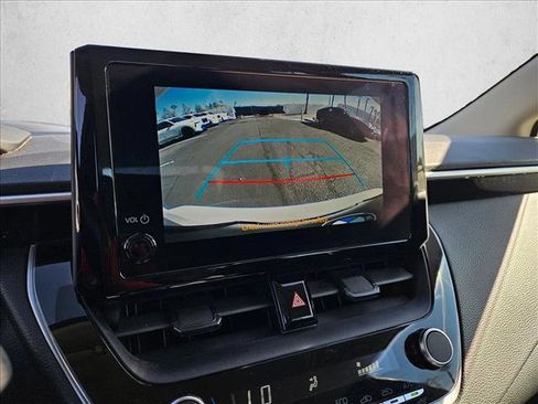 Used 2023 Toyota Corolla LE image 13