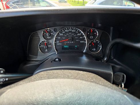 Used 2012 Chevrolet Express 3500 LS RWD image 12