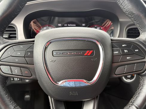 Used 2023 Dodge Charger SXT w/ Blacktop Package RWD image 10