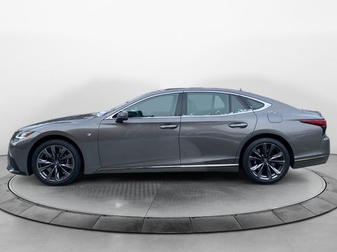 Used 2021 Lexus LS 500 F Sport w/ Accessory Package (Z1) image 4