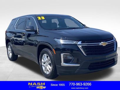 Used 2023 Chevrolet Traverse LS
