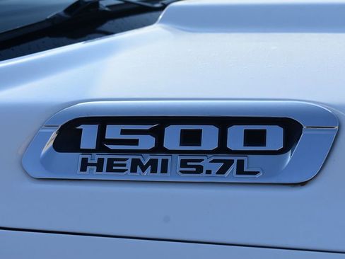 Used 2019 RAM 1500 Big Horn AWD/4WD image 14