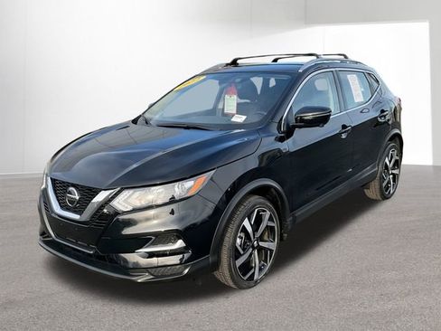 Certified 2022 Nissan Rogue Sport SL image 1