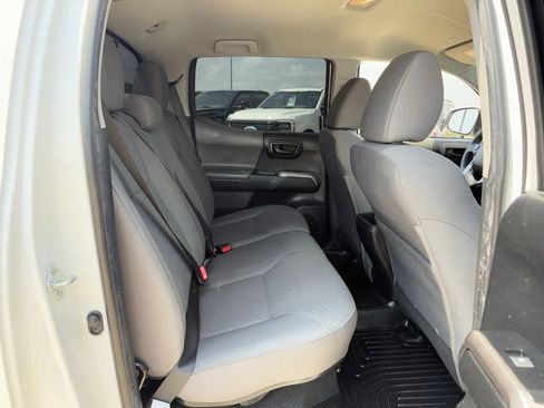 Used 2022 Toyota Tacoma SR5 image 26