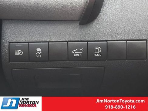 Used 2024 Toyota Camry LE image 24