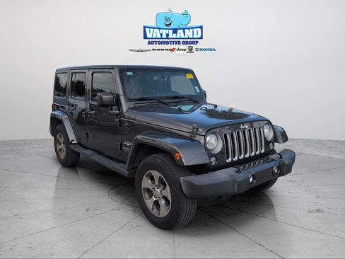 Certified 2018 Jeep Wrangler Unlimited Sahara image 7