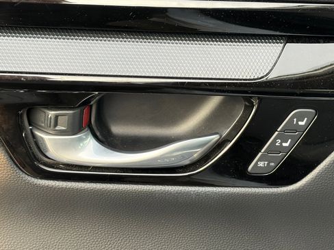 Used 2023 Honda CR-V EX-L image 9