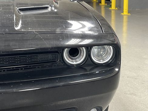 Used 2022 Dodge Challenger SXT w/ Blacktop Package RWD image 5