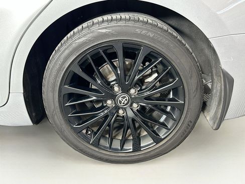 Used 2022 Toyota Camry SE image 11
