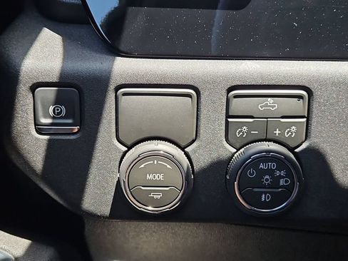 Certified 2026 Chevrolet Silverado 1500 RST RWD image 19
