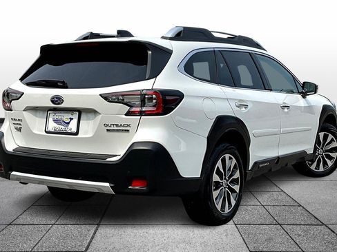 Used 2025 Subaru Outback Touring XT image 13