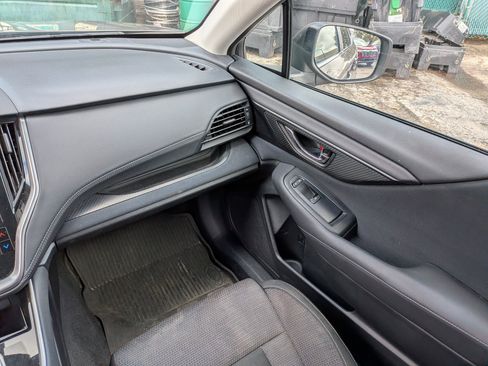 Used 2022 Subaru Outback Premium image 20