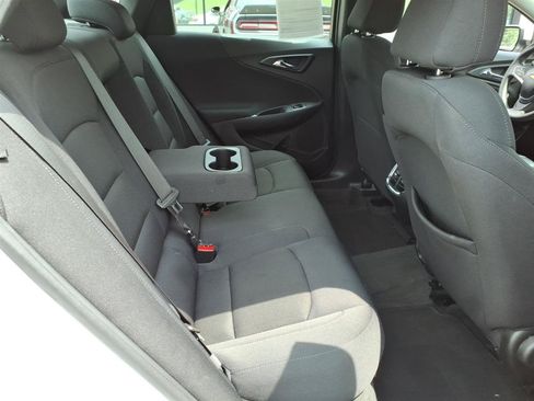 Used 2024 Chevrolet Malibu LT FWD image 7