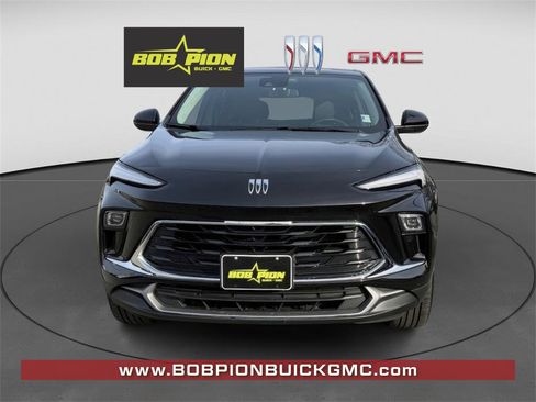 Used 2024 Buick Encore GX Preferred w/ Comfort Package image 3