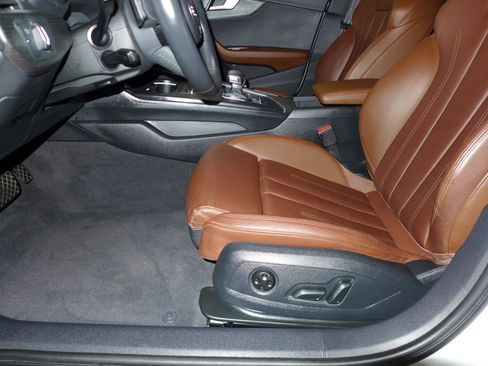 Used 2018 Audi A4 2.0T Premium Plus w/ Premium Plus Package image 47