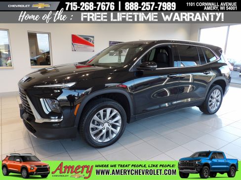 Used 2025 Buick Enclave Preferred AWD/4WD image 1