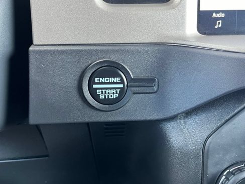 Used 2025 Ford Bronco Outer Banks AWD/4WD image 20