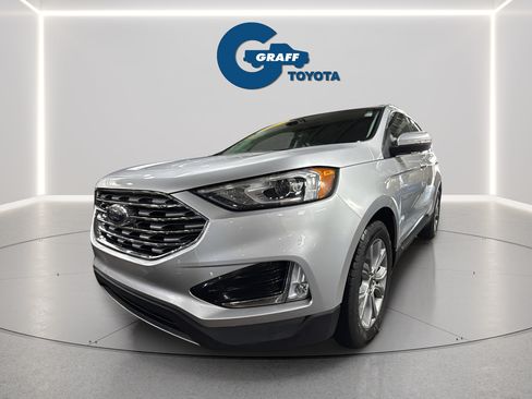 Used 2019 Ford Edge Titanium w/ Cold Weather Package AWD/4WD image 1