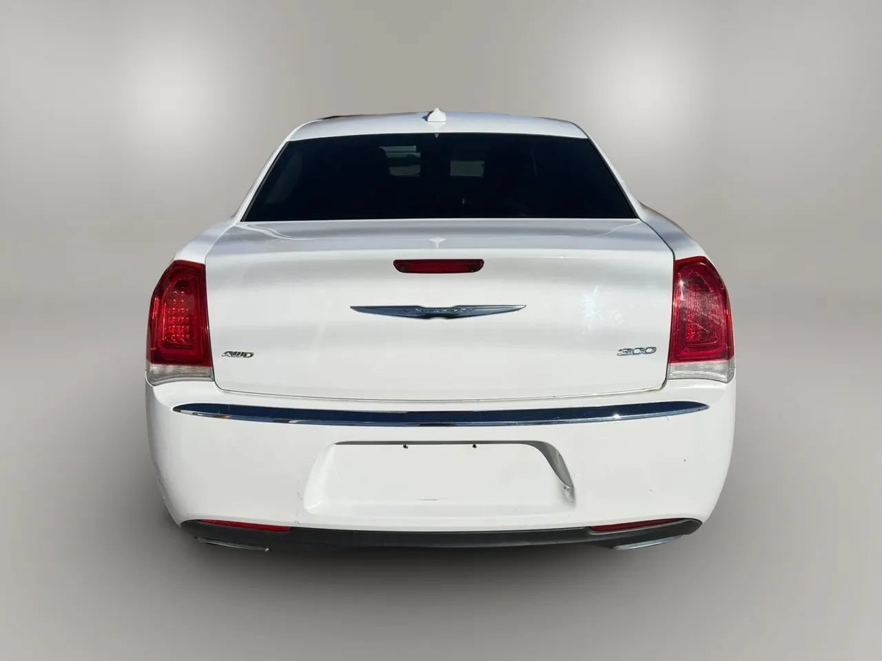 Used 2016 Chrysler 300 Limited AWD/4WD image 7