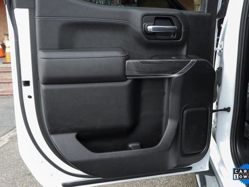 Used 2020 Chevrolet Silverado 1500 LTZ w/ LTZ Convenience Package image 32