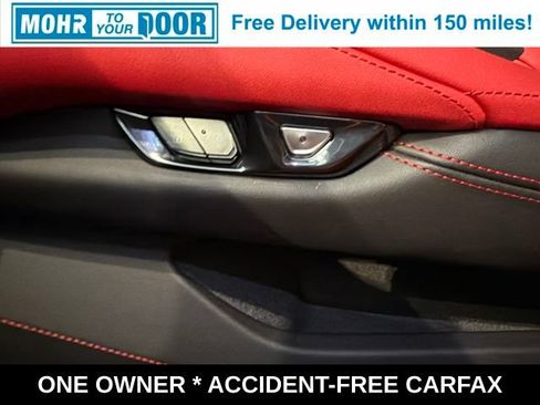 Used 2024 Chevrolet Corvette Stingray Preferred Conv w/ Z51 Performance Package RWD image 39