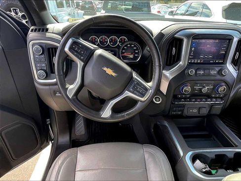 Used 2019 Chevrolet Silverado 1500 LTZ w/ LTZ Plus Package AWD/4WD image 8