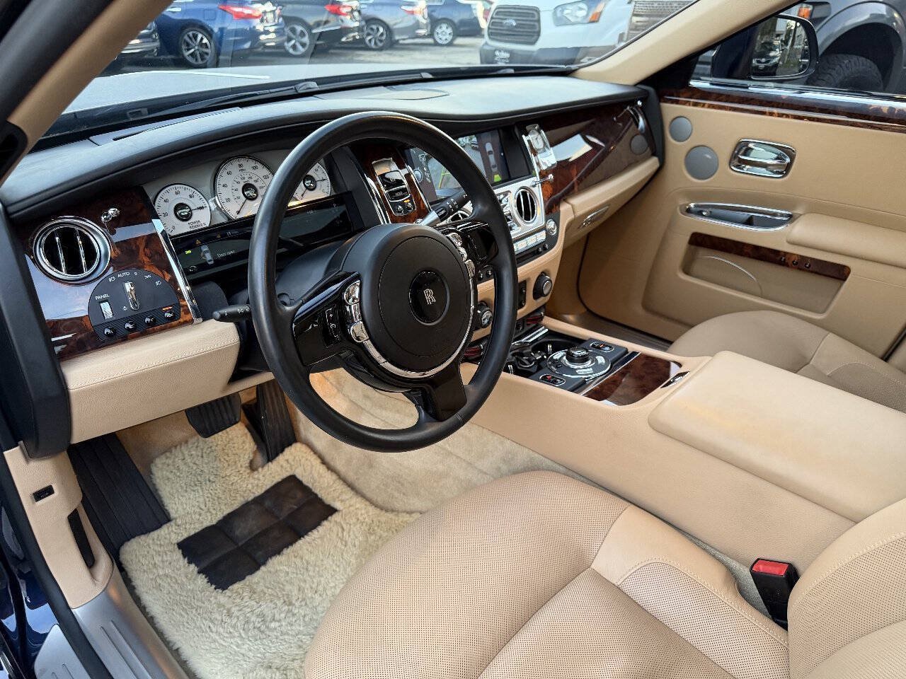 Used 2012 Rolls-Royce Ghost RWD image 20