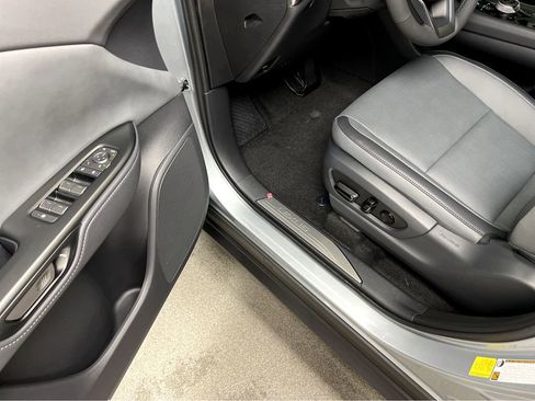 New 2026 Lexus RZ 450e AWD image 8