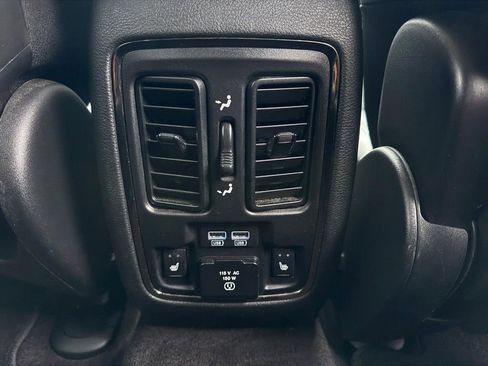 Used 2018 Dodge Durango GT image 12
