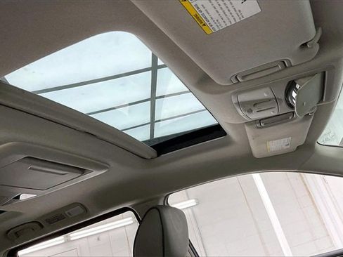 Used 2013 Nissan Quest SL image 13