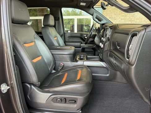 Used 2020 GMC Sierra 3500 AT4 w/ Technology Package AWD/4WD image 29