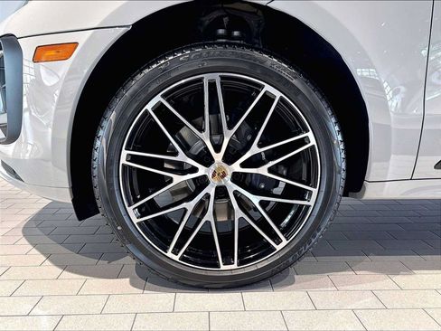 New 2026 Porsche Macan Turbo AWD/4WD image 11