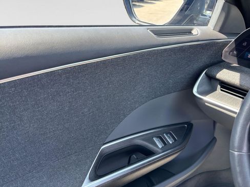 Used 2024 Lucid Air Pure RWD image 17