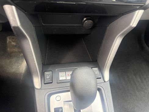 Used 2018 Subaru Forester 2.5i Premium w/ All-Weather Package image 14