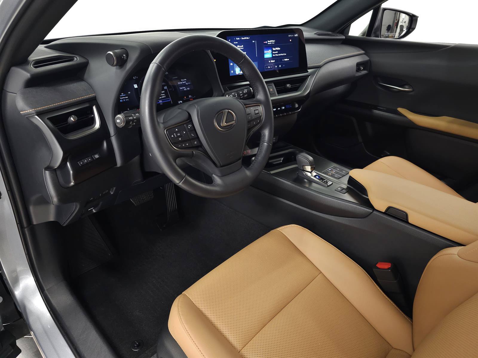 Used 2026 Lexus UX 300h AWD w/ Accessory Package (2T) image 16