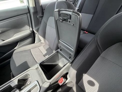 Used 2024 Nissan Sentra SV FWD image 32