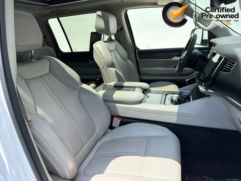 Certified 2022 Jeep Wagoneer Series II w/ Premium Group I RWD image 43