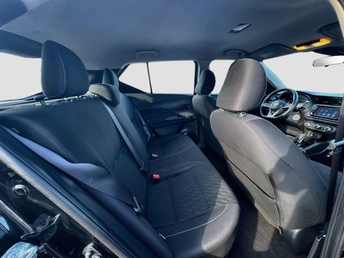 Used 2022 Nissan Kicks S FWD image 27
